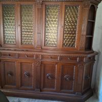 Mobili per sala d'antiquariato in legno scuro