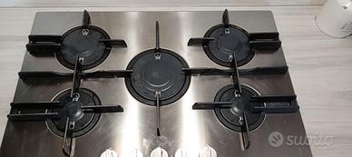 Piano cottura Hotpoint Ariston 5 fuochi a metano 