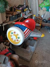 GIOSTRA A GETTONI PER BAMBINI AEREO