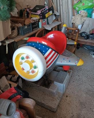 GIOSTRA A GETTONI PER BAMBINI AEREO