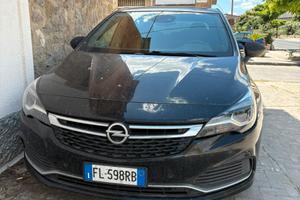 Opel Astra 1.6 136cv - GSLine OPC