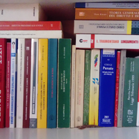 Metà prezzo. Libri Corsi laurea Giurisprudenza