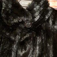 Pelliccia sintetica nera