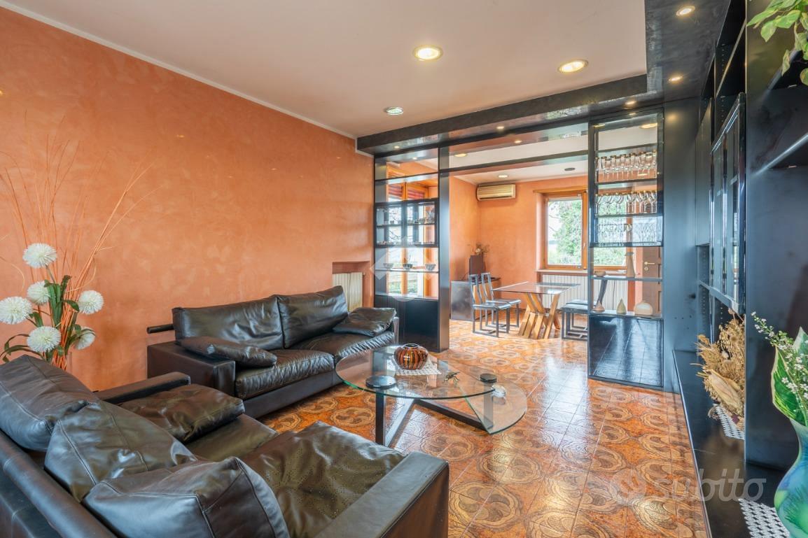 Casa – Leini, Torino - Altro