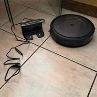 IRobot Robot Aspirapolvere e Lava Pavimenti 2 In 1