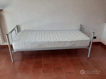 Letto singolo con doghe completo di materasso