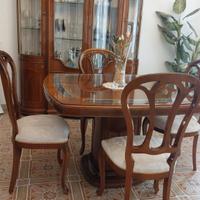 Sala da pranzo in noce e cristallo. AFFFARE 