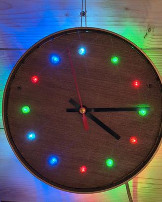 Orologio a parete autocostruito
