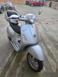 Vespa 125 Granturimo