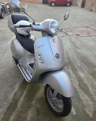 Vespa 125 Granturimo