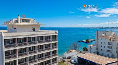 Ampio Viale Virgilio 200Mq vista Mare