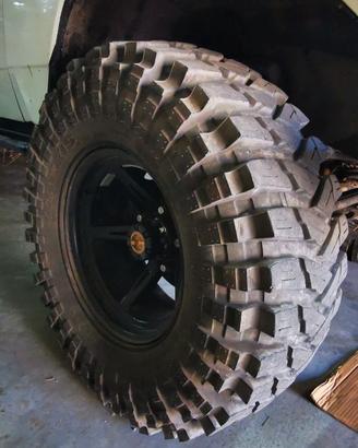 Gomme  Maxxis 35