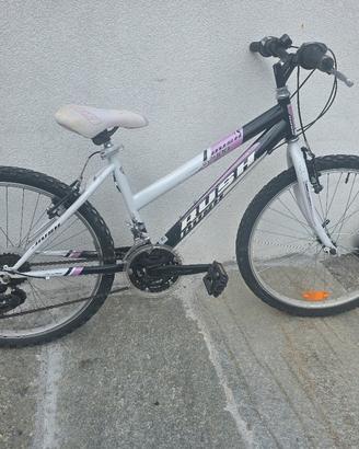 Bicicletta ragazza 