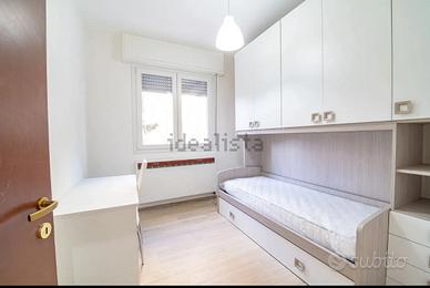 Stanza singola per ragazza - affori