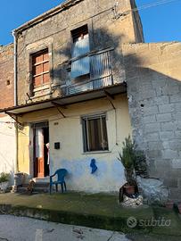 Rustico più terreno