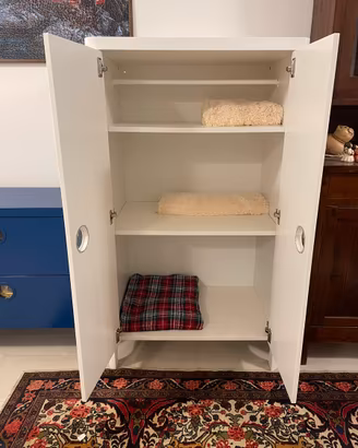 Armadio IKEA bianco cameretta bambini