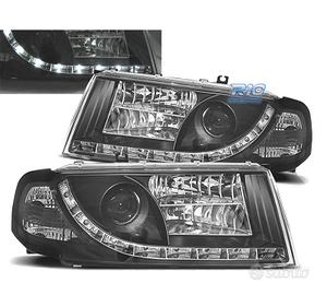 FARI SKODA OCTAVIA 01-04 LUCE DIURNA LED FONDO NER