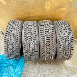 Gomme invernali 215/55/R17 98V