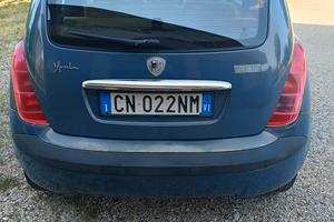 lancia ypsilon 1,2 benzina