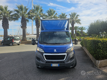 Peugeot boxer 2.2 diesel 150 cv con sponda