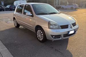 Renault Clio 1.2 16V 5 porte