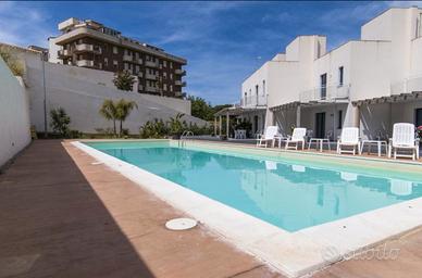 Casa con Piscina a due passi dal mare