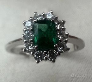 ANELLO ORO 18kt. DIAMANTI E SMERALDO GARANZIA