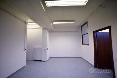 Loft/laboratorio /magazzino / ufficio