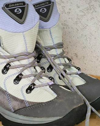 Scarponi da Trekking Dolomite per donna in goratex