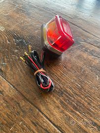 Faro posteriore Yamaha tt 600