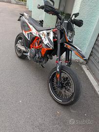 KYM 690 SMCR
