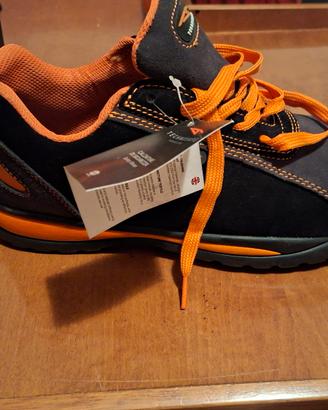 Scarpe di sicurezza NUOVE 