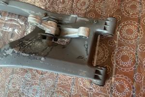 Forcellone cagiva mito