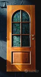 Porta interna in noce massello con vetro artistico