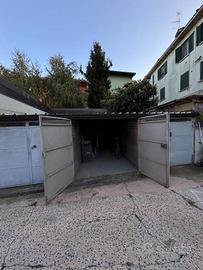 Box / Garage di 10 m² a Milano