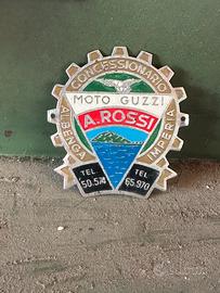 Materiale concessionaria moto guzzi albenga