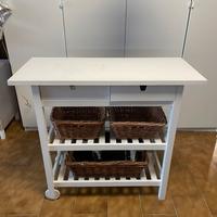 carrello per sala in legno