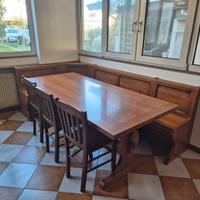 Tavolo con cassapanca