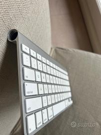 Apple Wireless Keyboard A1314 Bluetooth