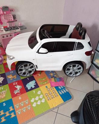 Macchina elettrica per bambini