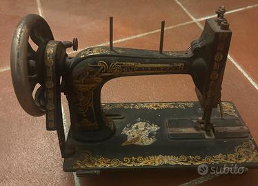 COPPIA macchine da cucire vintage SINGER
