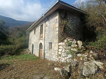 Casa nel bosco vista mare