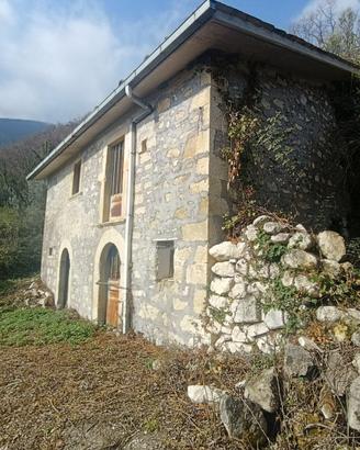 Casa nel bosco vista mare