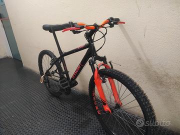 Mountain Bike B'Twin Rockrider 500 -  diametro 24"