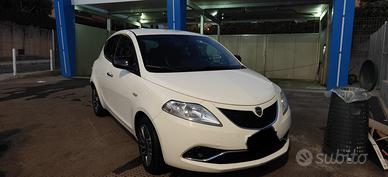 Lancia Ypsilon 1.3 95cv