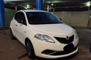 Lancia Ypsilon 1.3 95cv