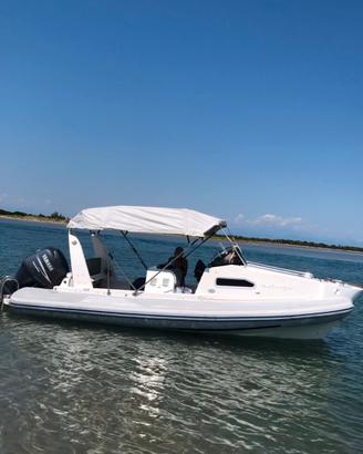 Gommone cabinato carellabile