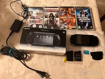 Sony Psp Slim &  lite nera modello 2024 + omaggio