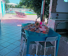 Casa indipendente con piscina