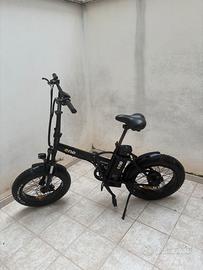 Bici elettrica ONE Fat Bike pieghevole 250W 20x4.0